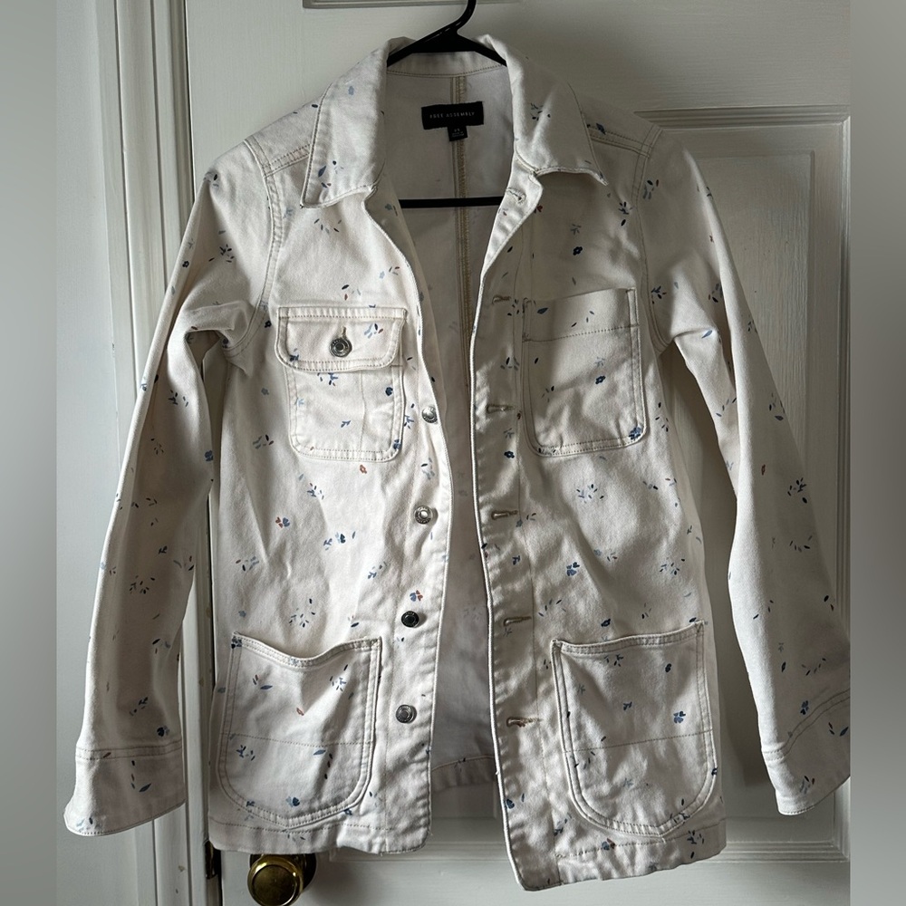 Free Assembly White Floral Patterned Jean Jacket